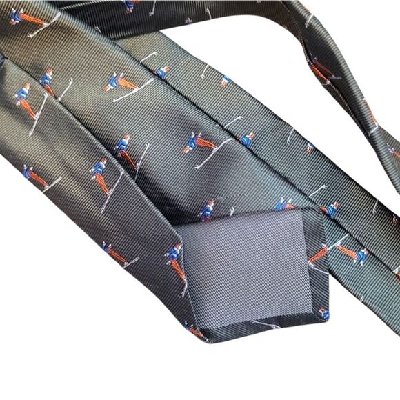 Banana Republic Olive Green Skier Jump Silk Tie - Picture 3 of 5